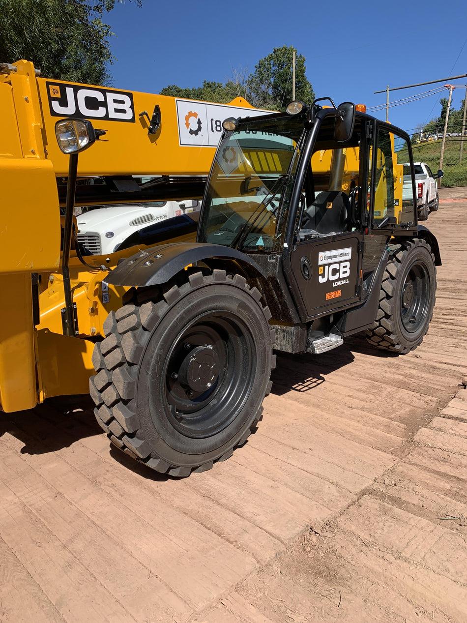 2022 JCB 512-56