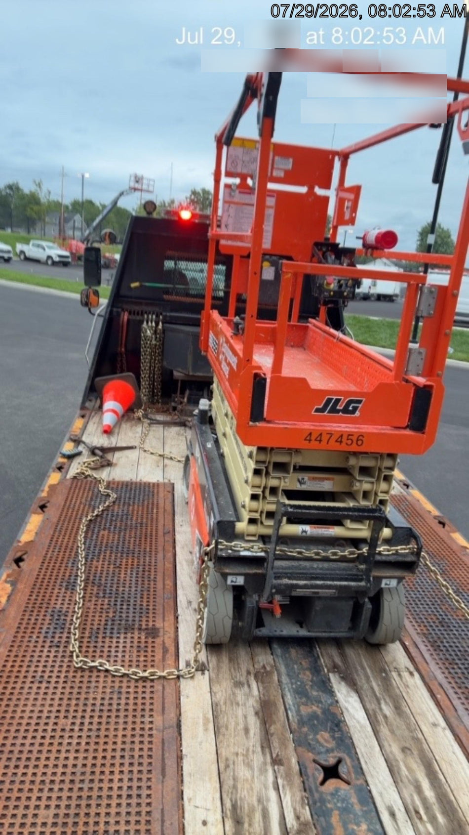 2024 JLG ES1932