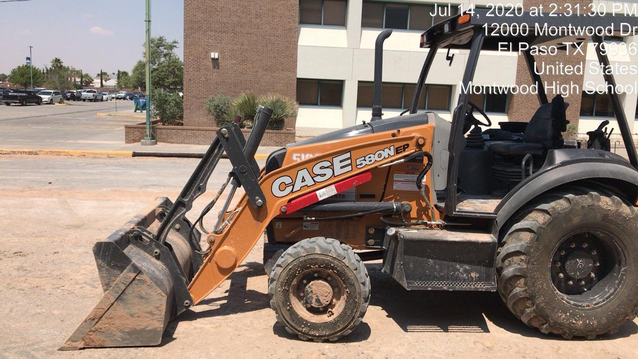 2019 Case 580N EP Canopy, 4WD, 1-Way Aux Hydraulics, Pilot Controls, Ride Control and Loader Aux Hydraulics, 900 LB. Front CWT, 82" HD LONG LIP (1 CU. YD.) W/BOCE AND LIFT EYES, FLIP OVER/STABILIZER PADS COMB