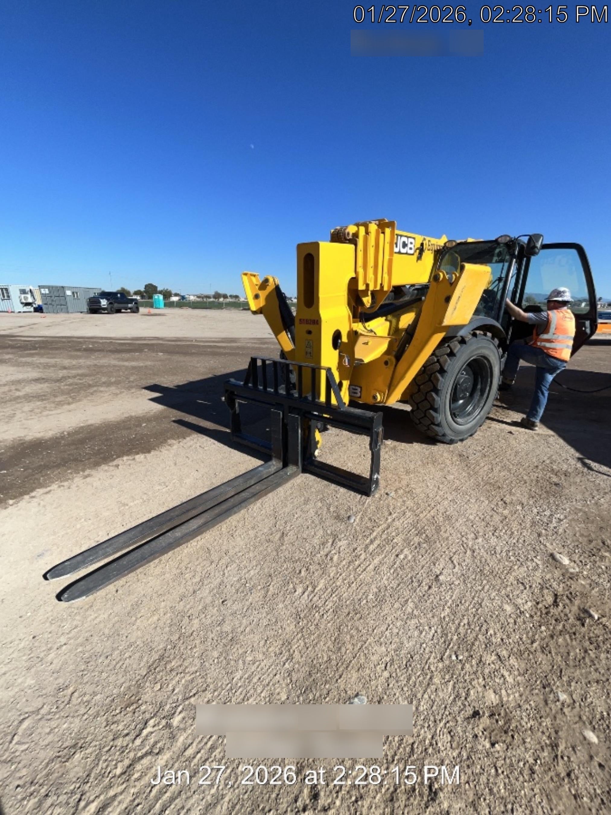 2025 JCB 512-56