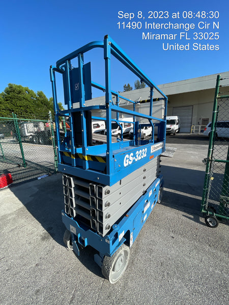 2023 GENIE GS-3232