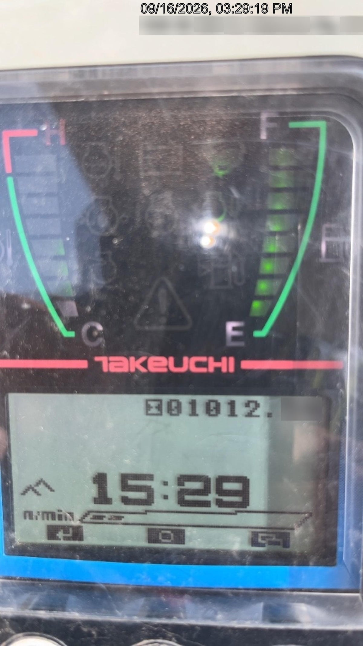2022 TAKEUCHI TB235-2R