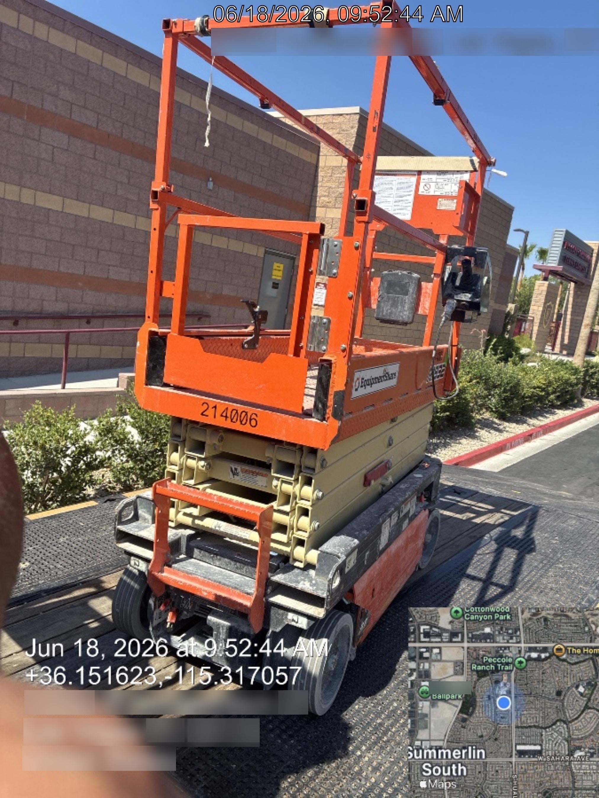 2022 JLG R1932