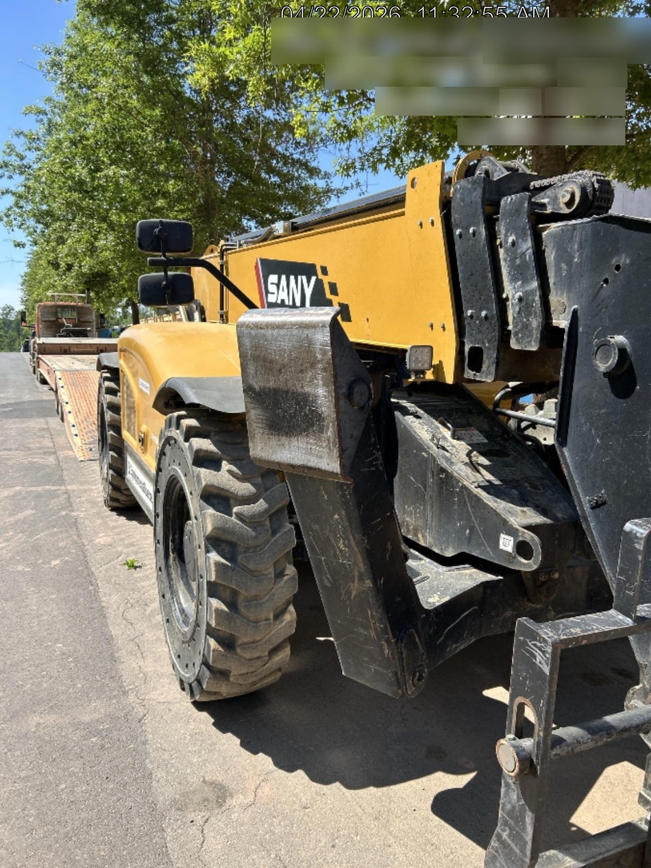 2023 SANY STH1056