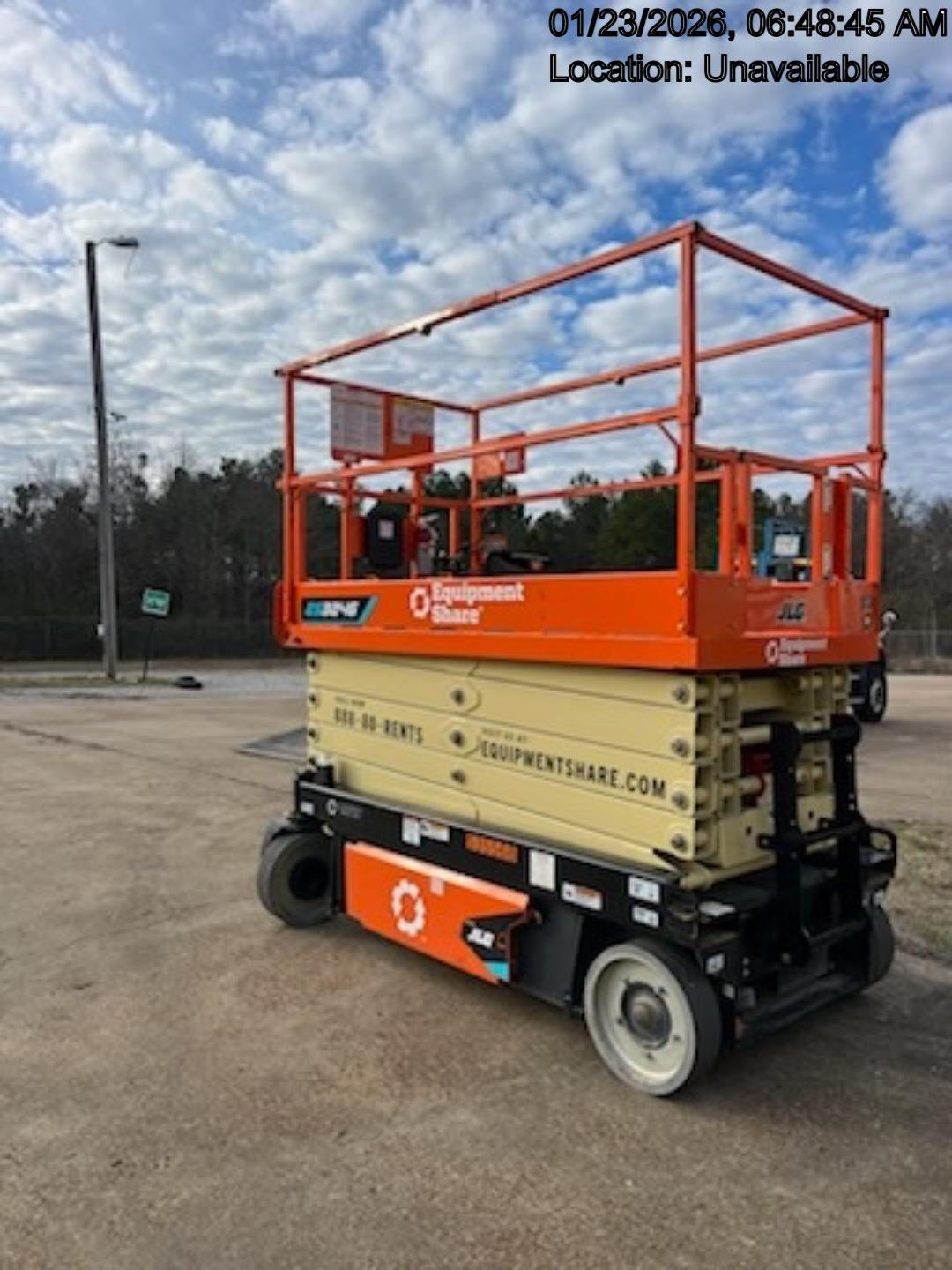 2025 JLG ES3246