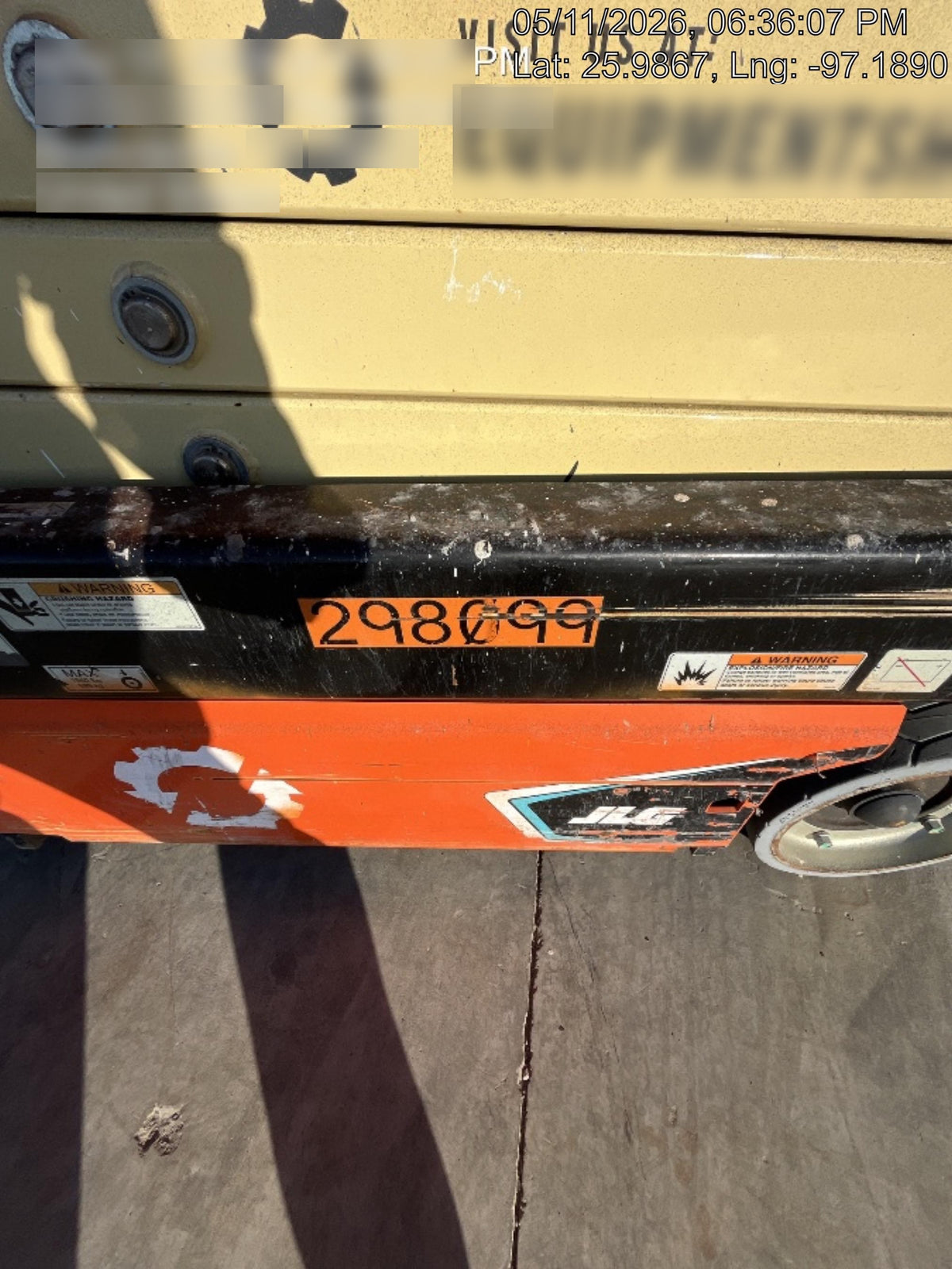 2023 JLG ES1932