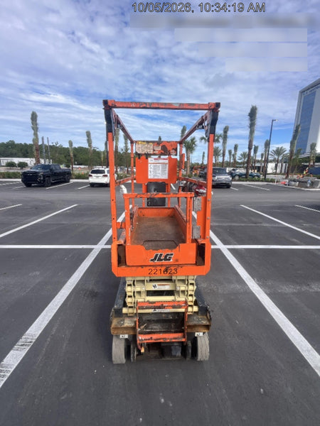 2022 JLG ES1932
