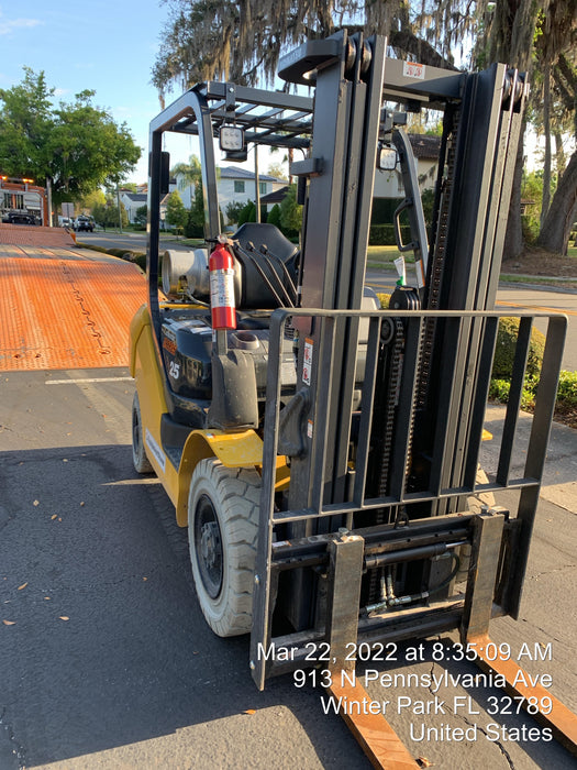 2021 KOMATSU FG25T-16