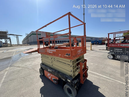 2022 JLG ES3246