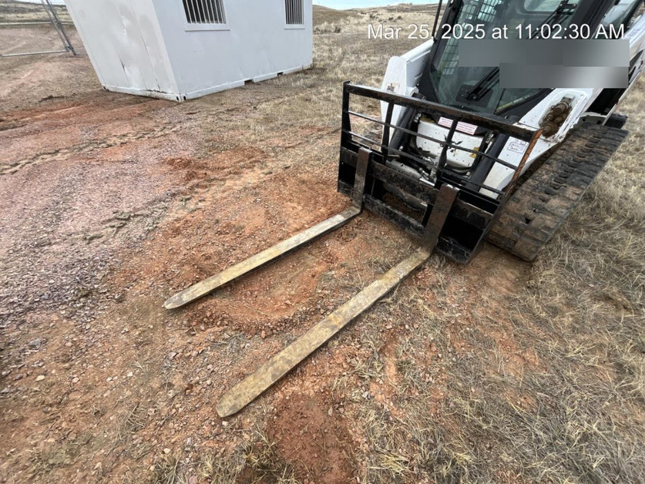 2021 ARROW MATERIAL HANDLING 60" Pallet Forks