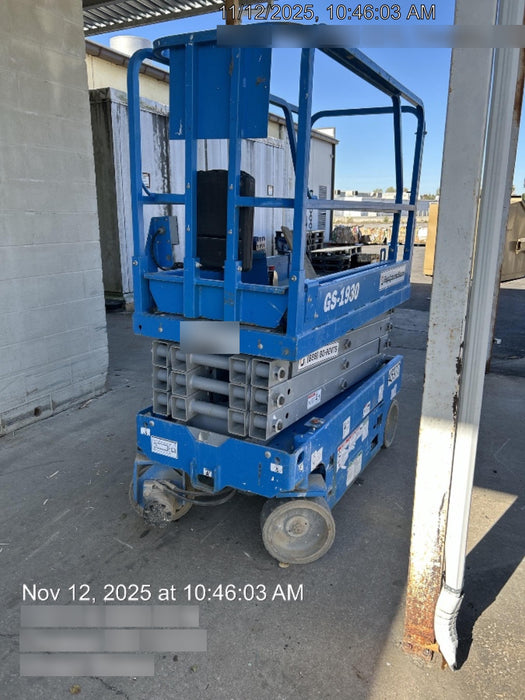 2019 Genie GS-1930 Fixed rails with chain Entry