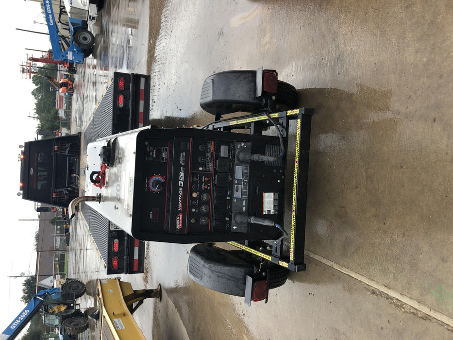 2019 Lincoln Electric Vantage 322 Welder Ready-Pak 3, Two wheel trailer, Fender and Light kit, Cable Rack