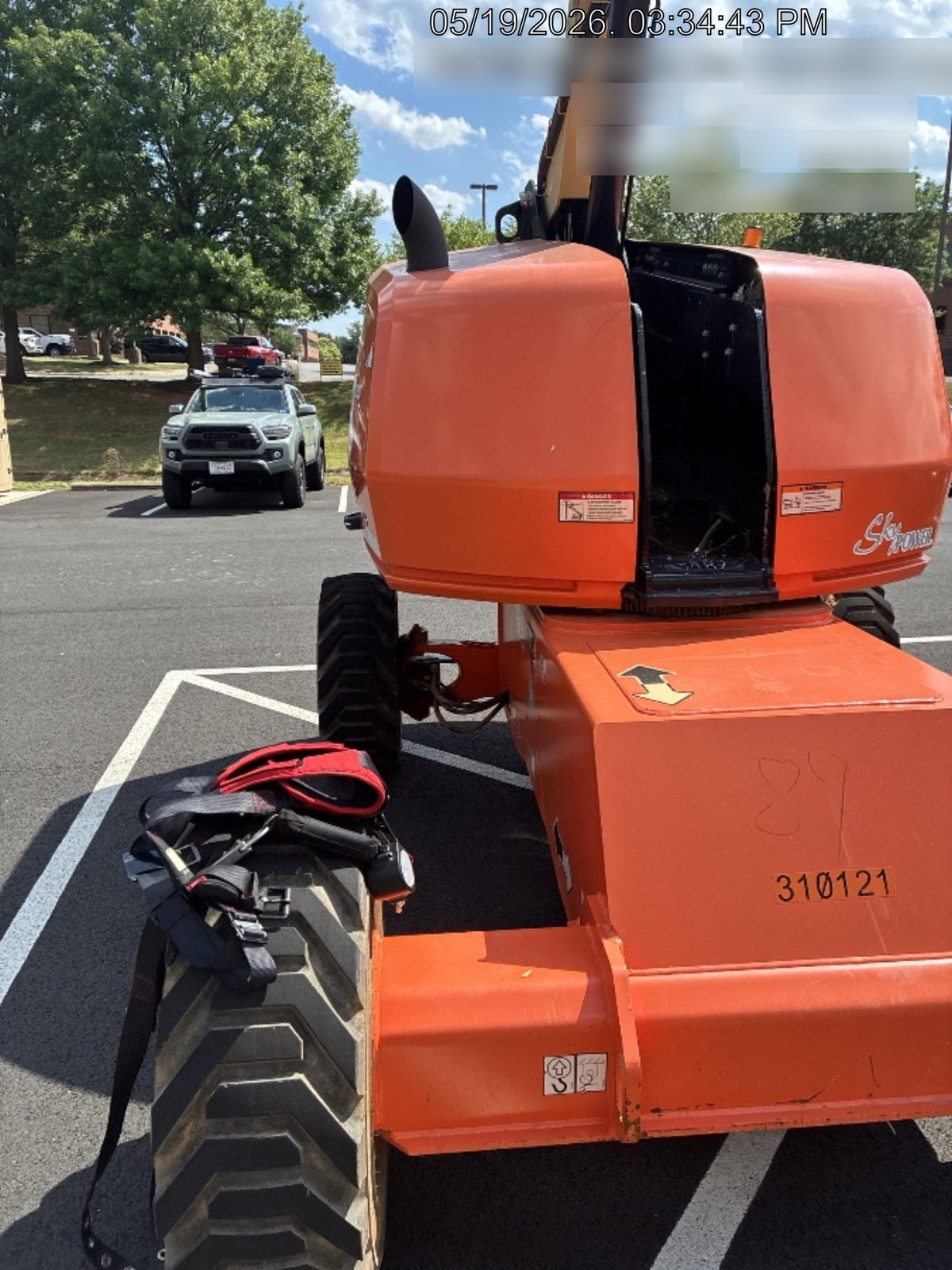 2023 JLG 460SJ