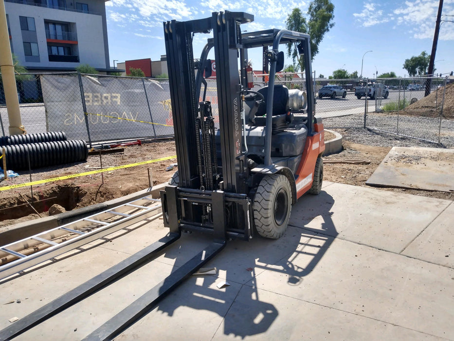 2022 TOYOTA 50-8FGU25