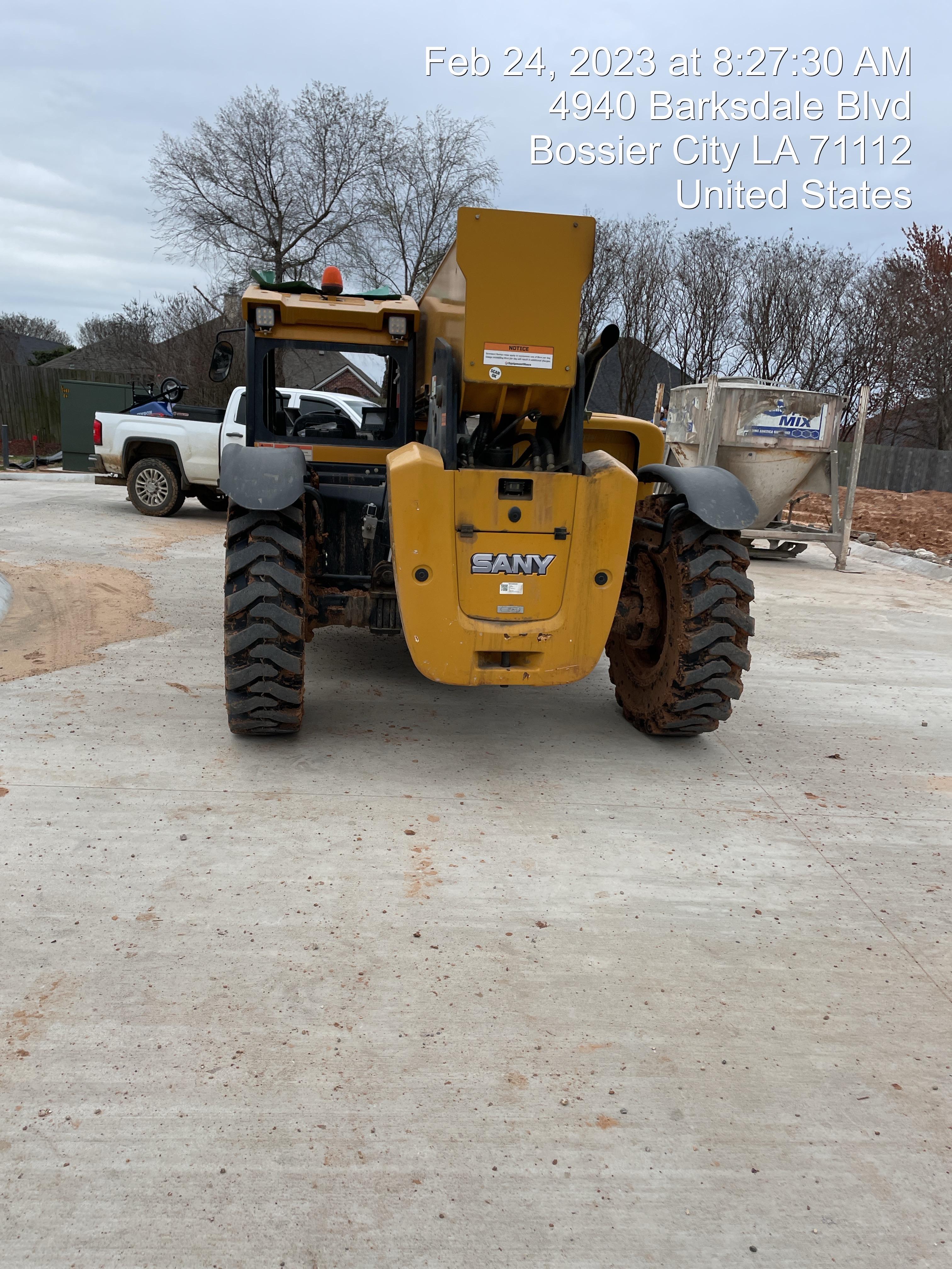 2022 SANY STH1056