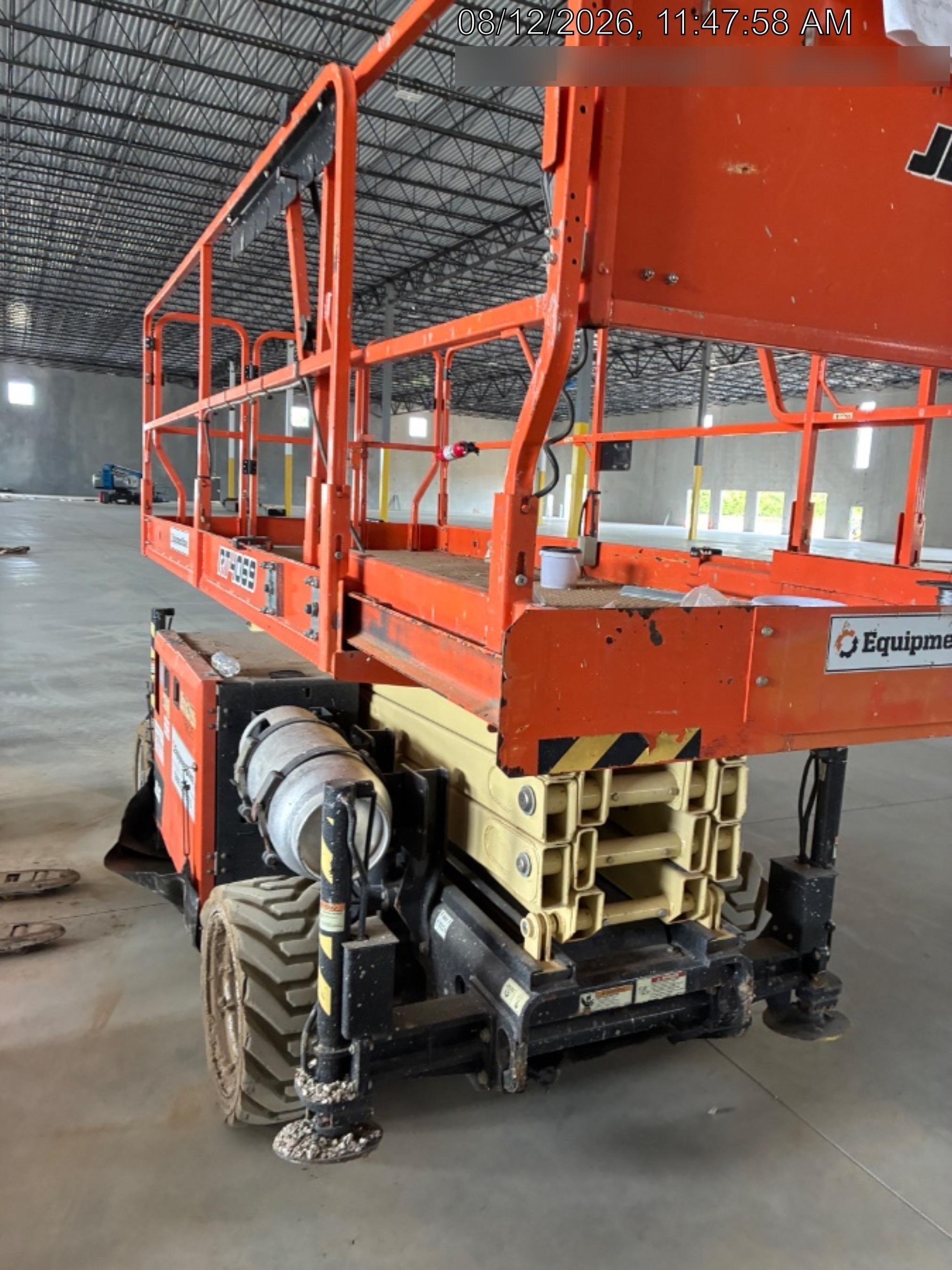 2021 JLG RT4069