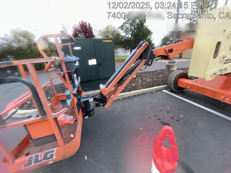 2019 JLG 450AJ