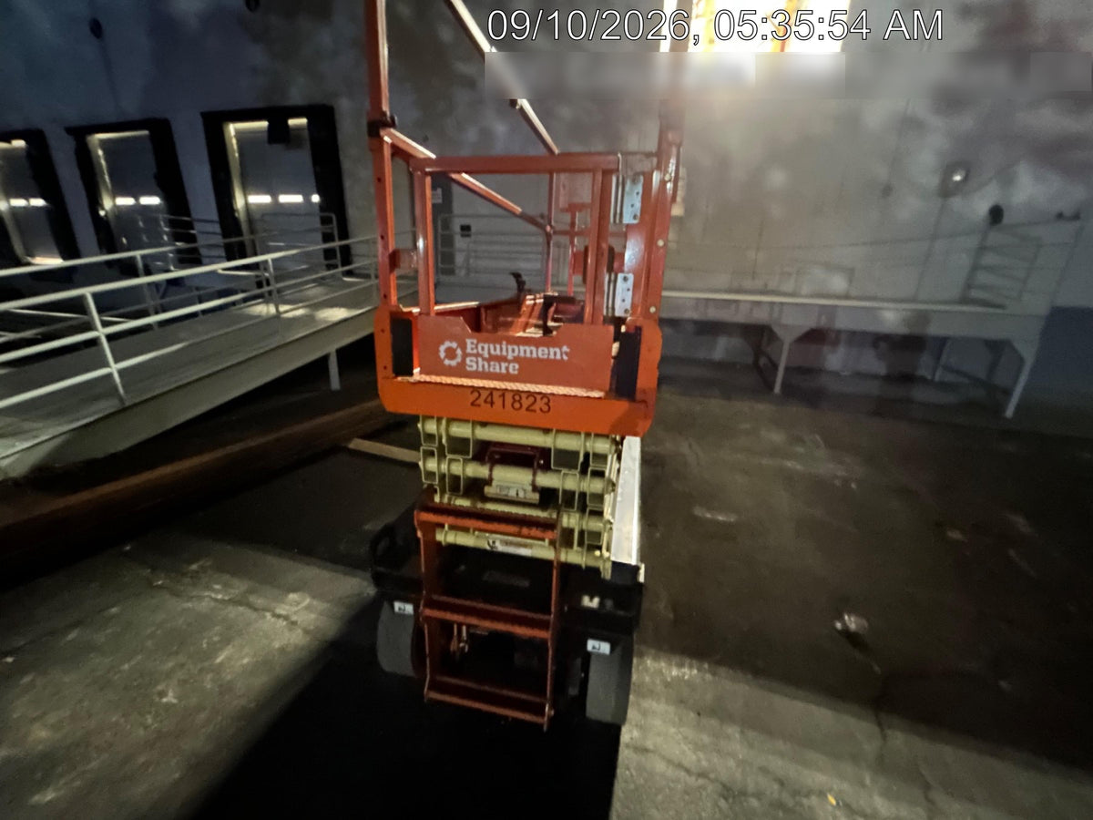2022 JLG ES2632