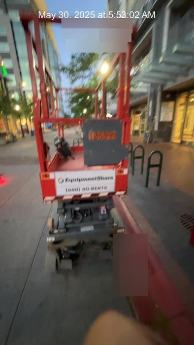 2020 Skyjack SJIII-3219 Solid NM Tires, Half height spring hinged entry gate, Dual Beacons, 800W Inverter