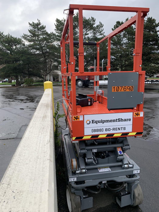 2020 Skyjack SJIII-3219 Solid NM Tires, Half height spring hinged entry gate, Dual Beacons, 800W Inverter