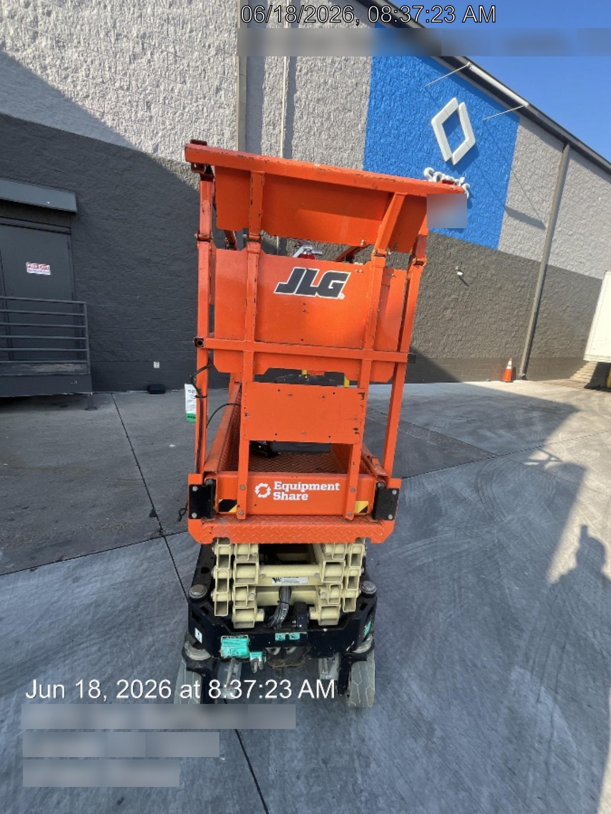 2025 JLG ES1932