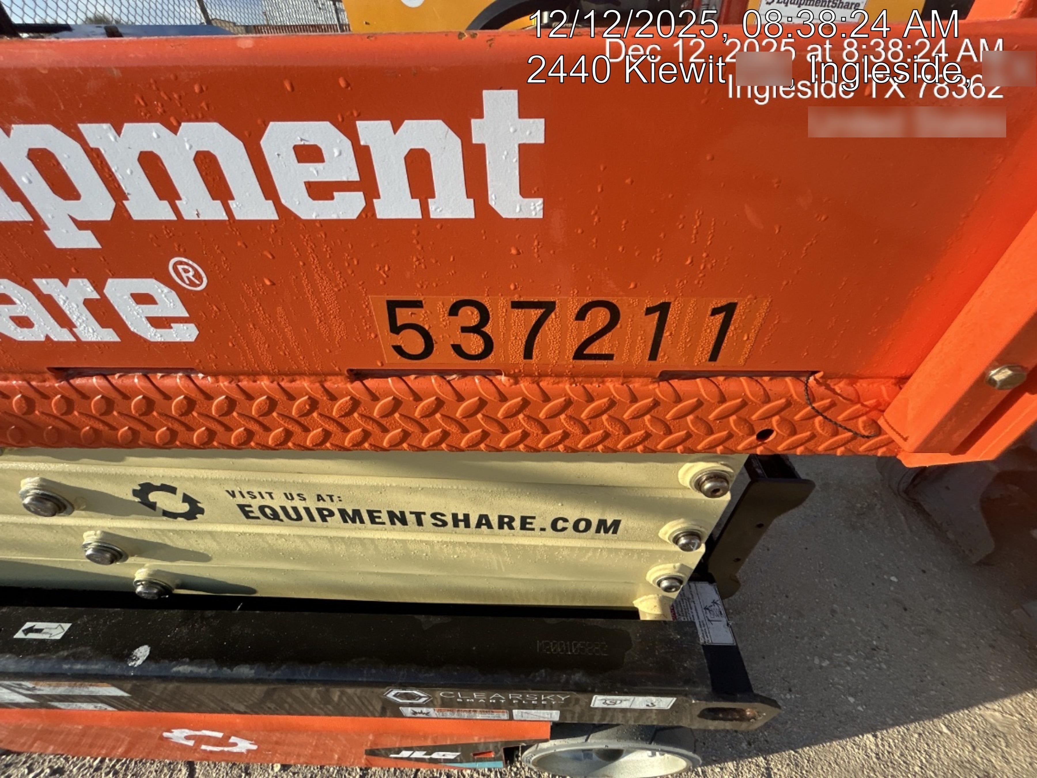 2025 JLG ES1932