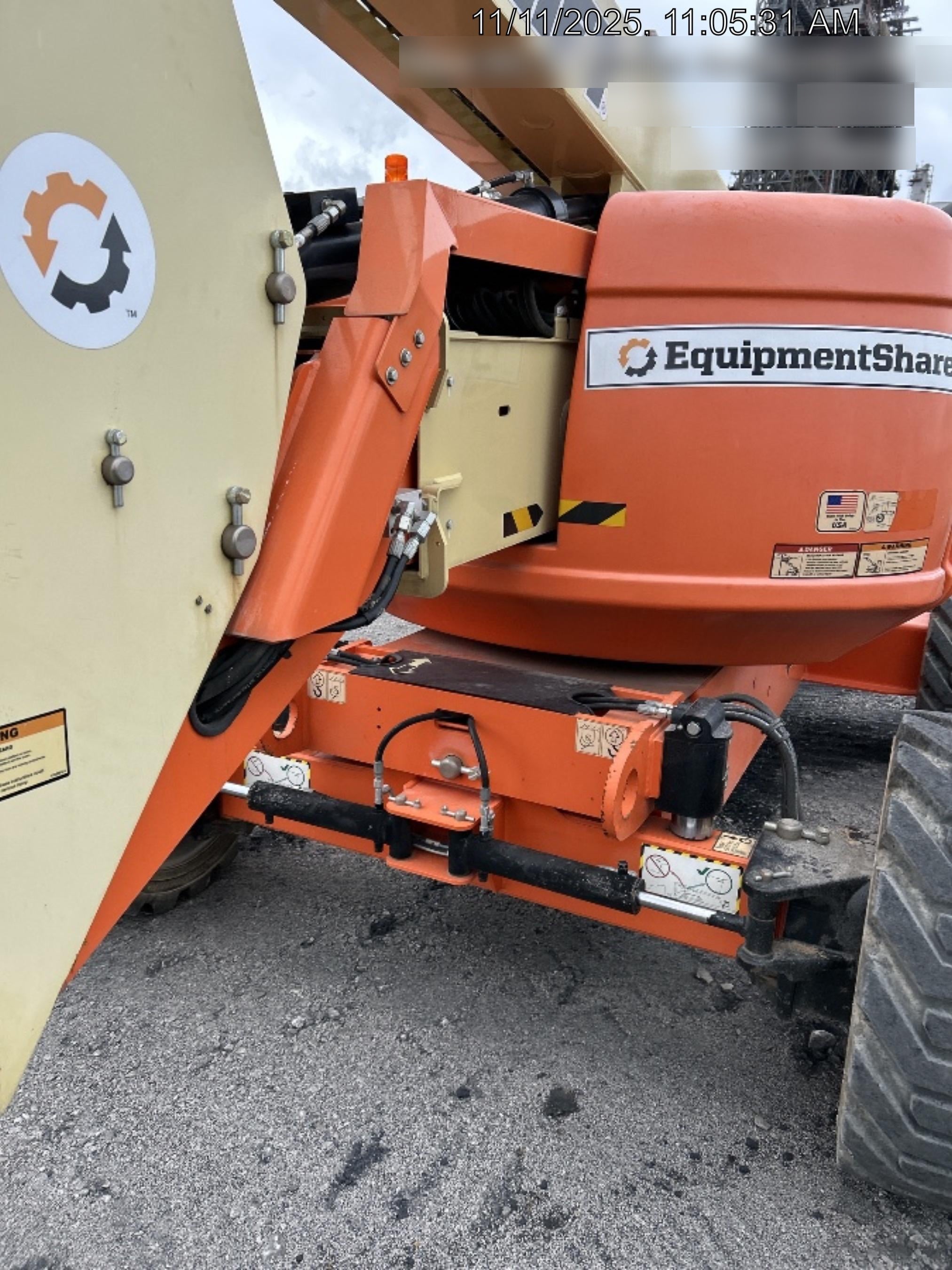 2021 JLG 600AJ