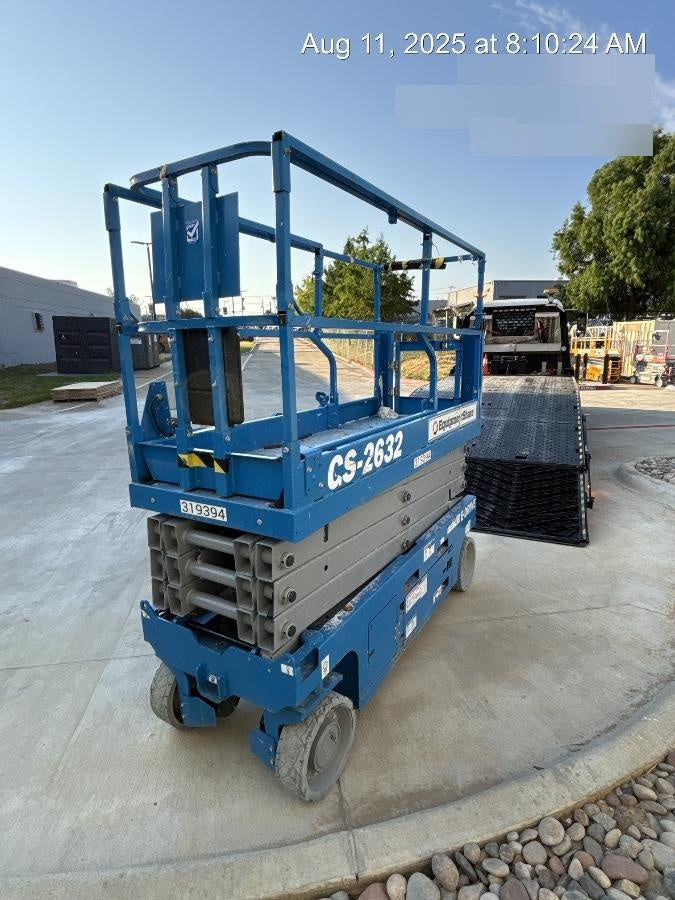 2023 GENIE GS-2632