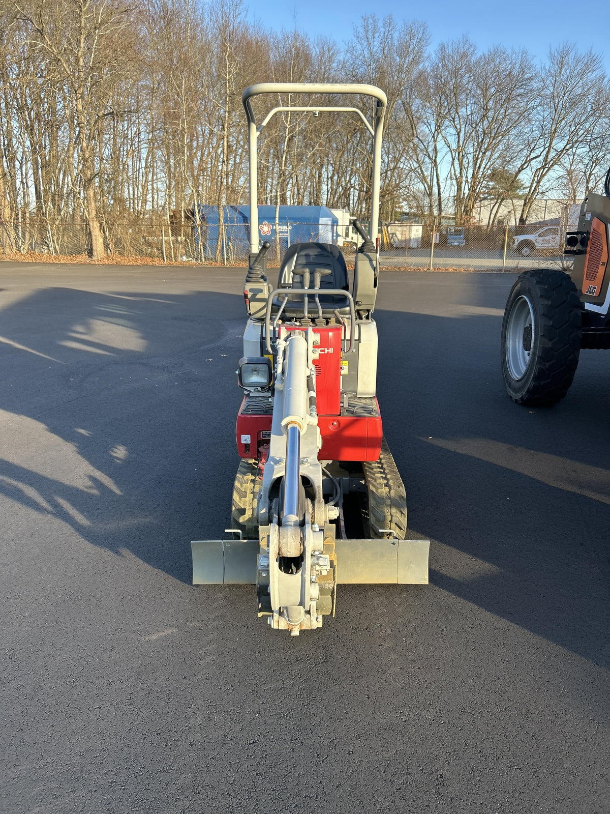 2023 TAKEUCHI TB210R