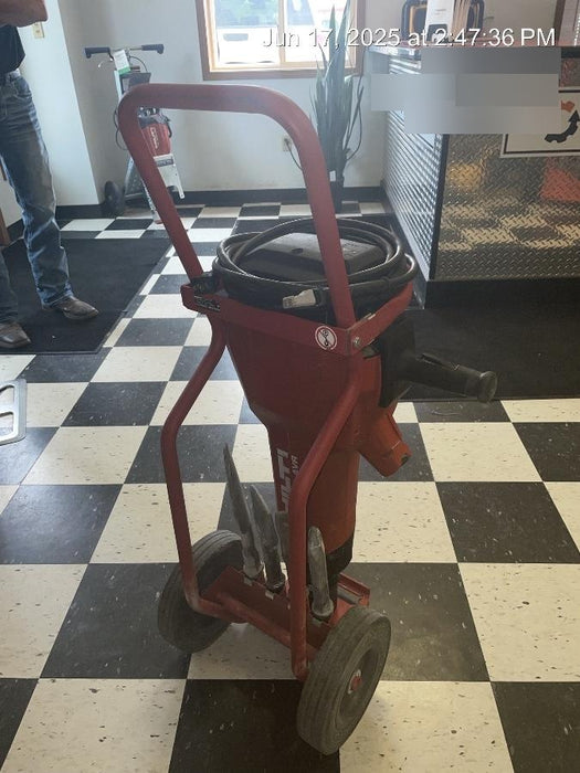 2022 HILTI TE 3000-AVR