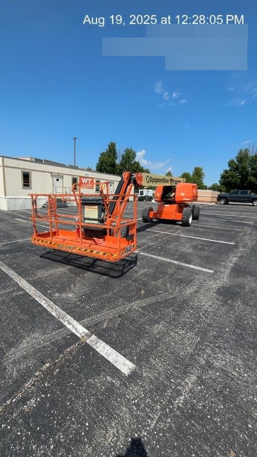 2022 JLG 660SJ