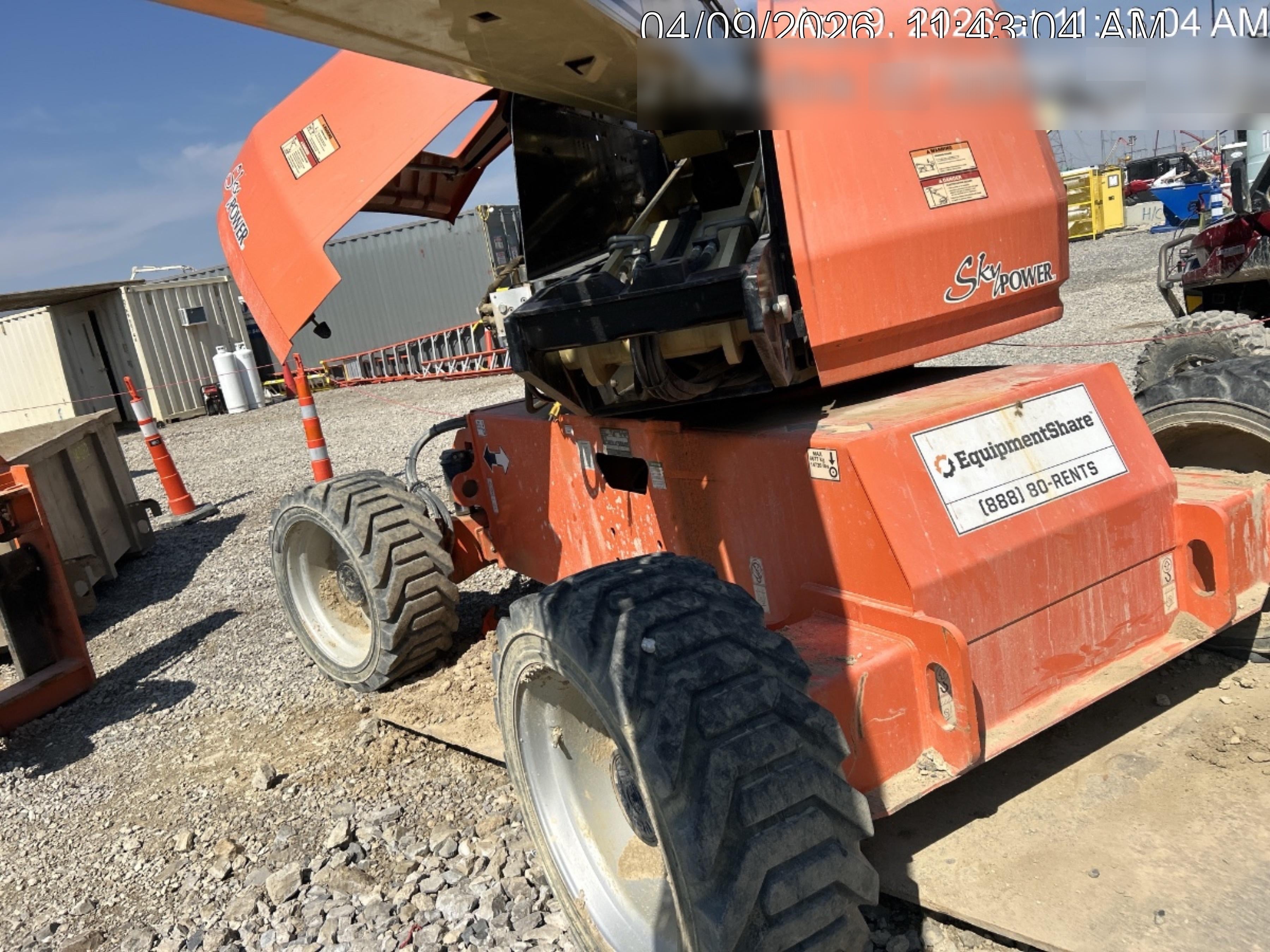 2021 JLG 660SJ