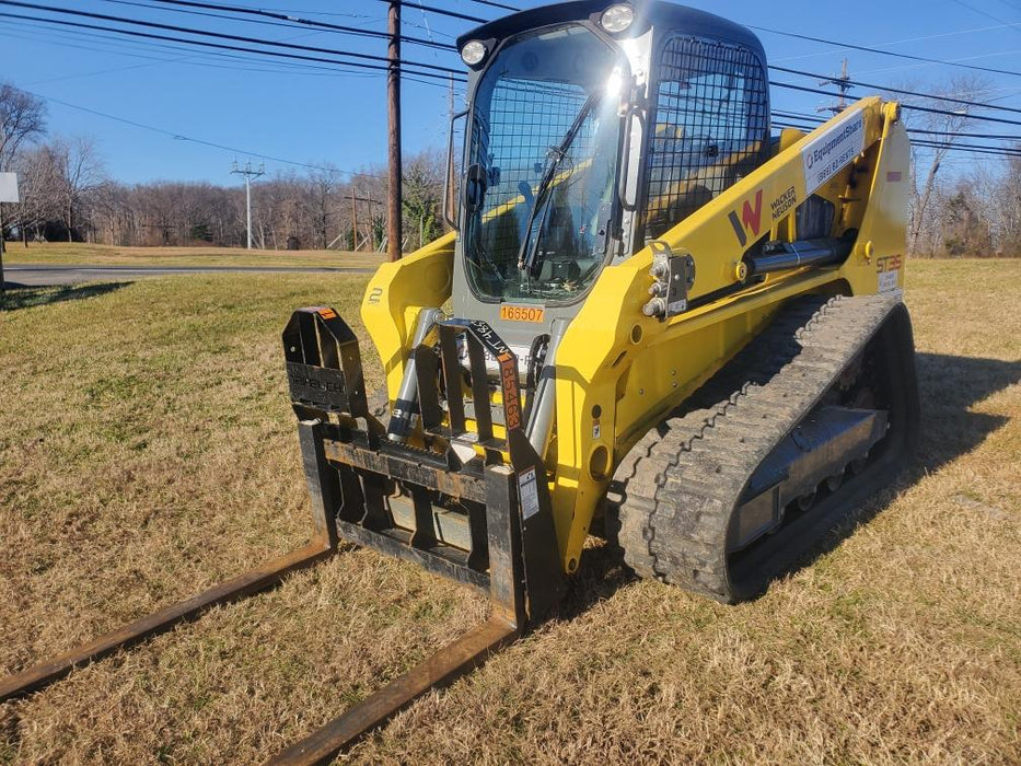 2021 TAKEUCHI 48" Pallet Forks - Takeuchi