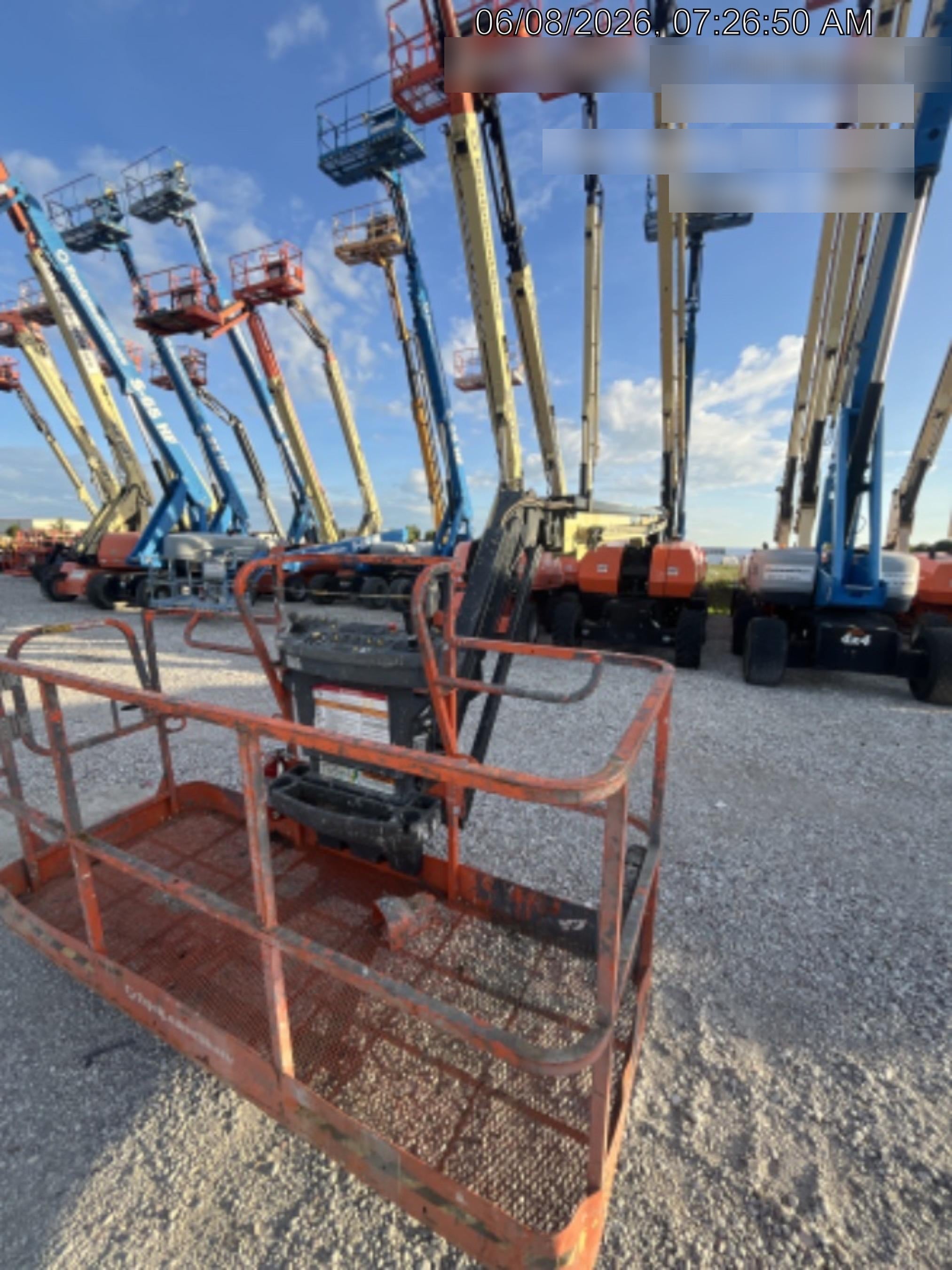 2023 JLG 860SJ