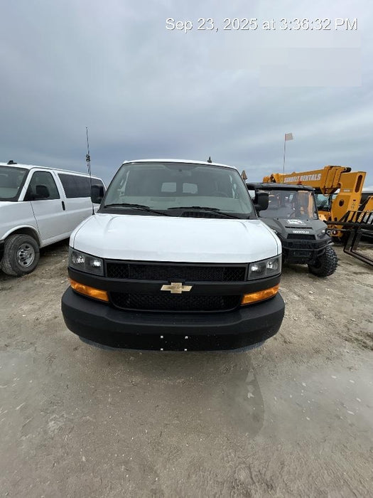 2023 CHEVROLET Express Van - Rental