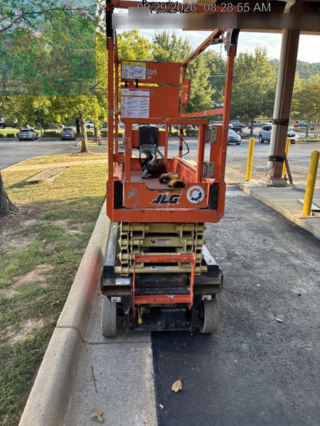 2022 JLG ES1932