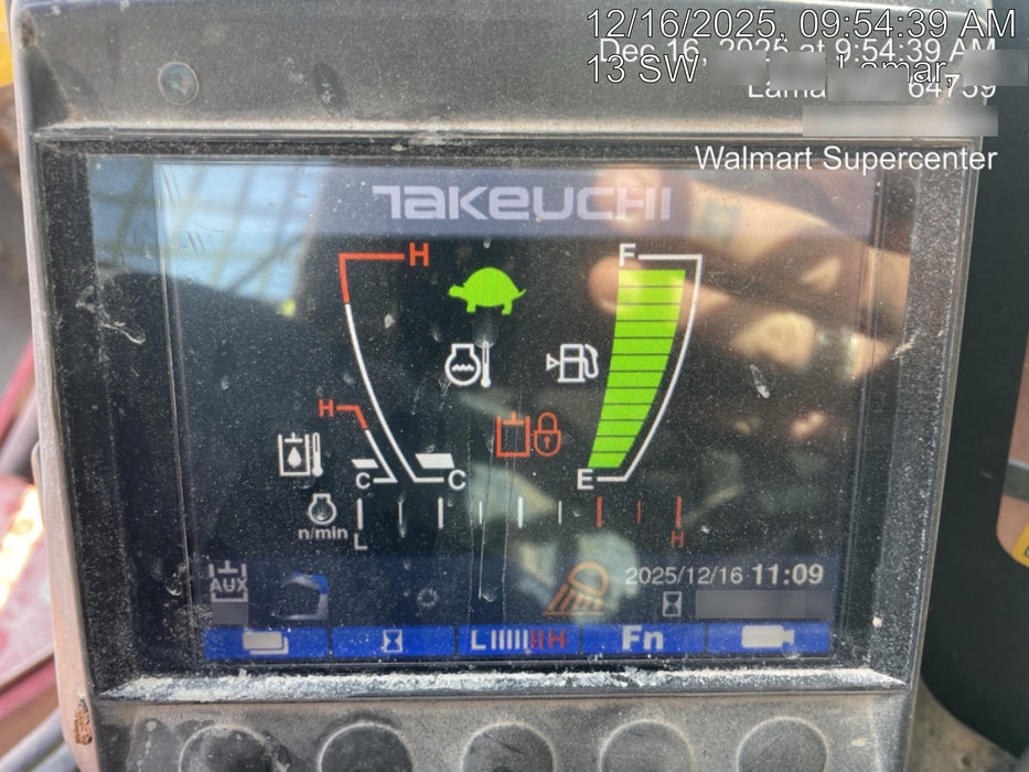 2022 TAKEUCHI TL8R2-CR