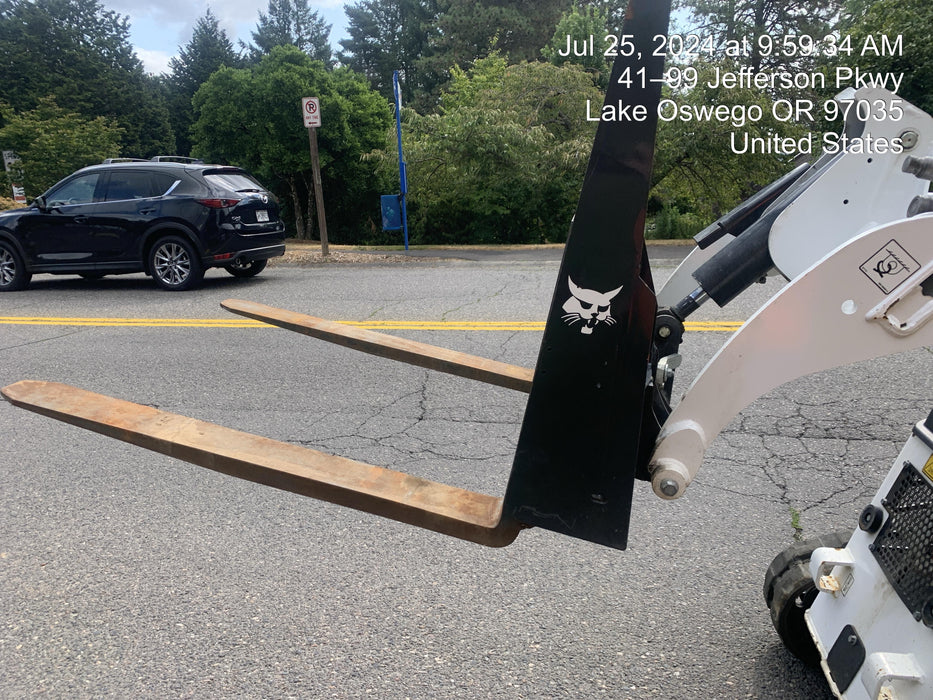 2023 BOBCAT 36" Mini Skid Steer Fork Carriage - Bobcat