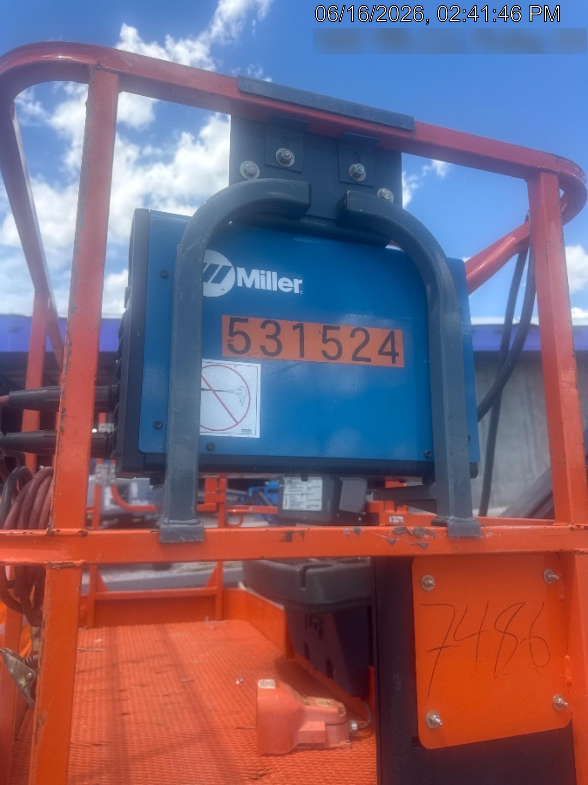 2025 MILLER ELECTRIC CST-282