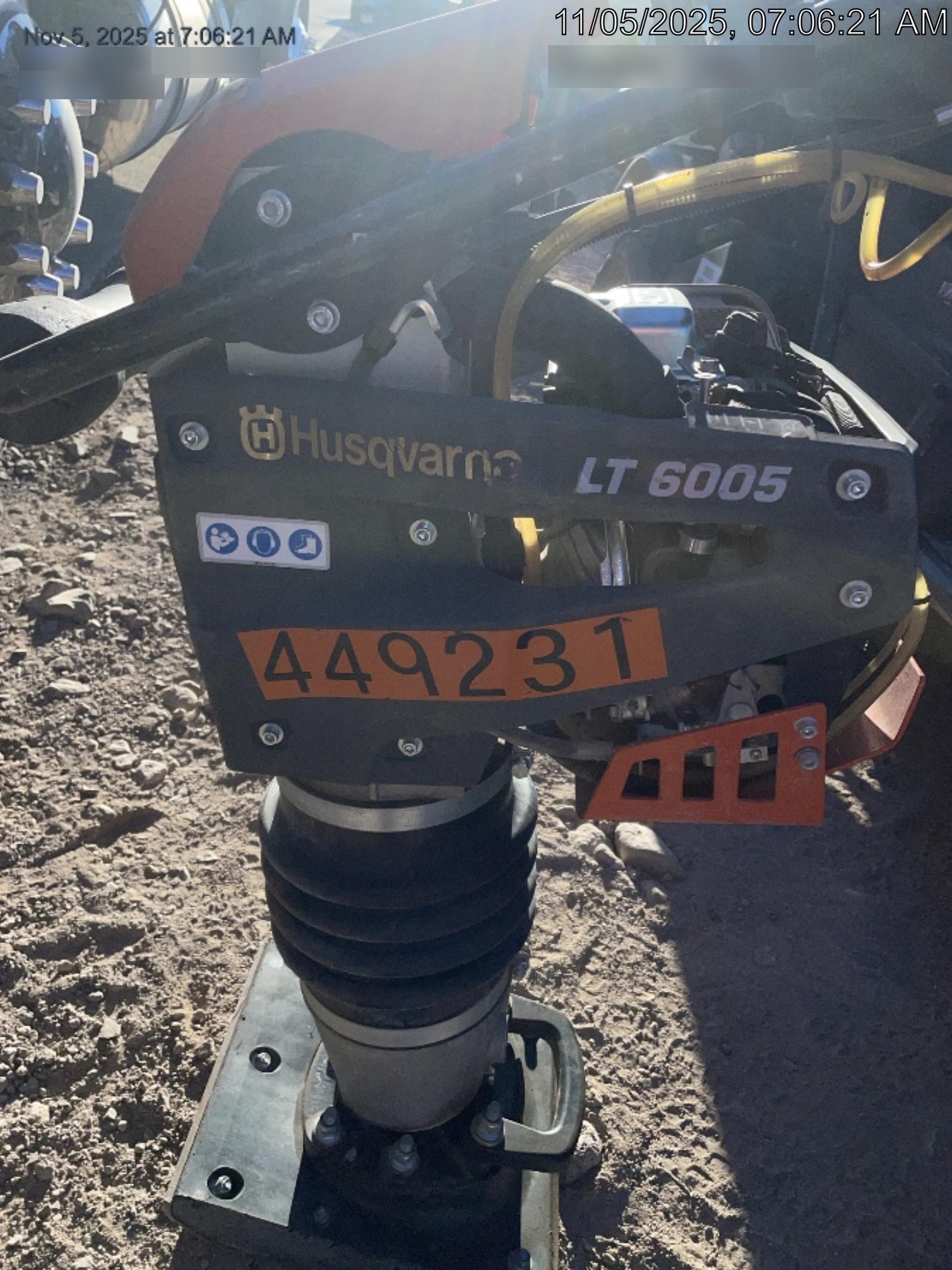 2024 HUSQVARNA LT6005