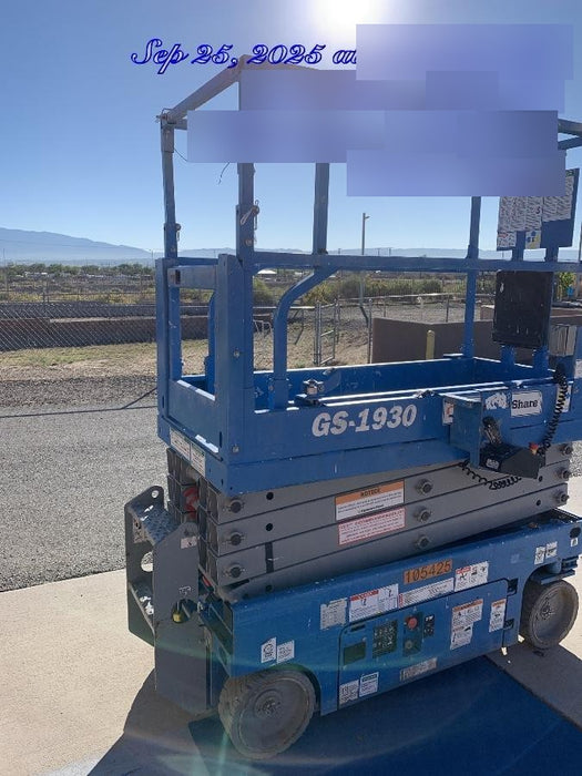 2020 Genie GS-1930 Solid Non Marking Tires, Beacon, Folding rails with half height swing gate