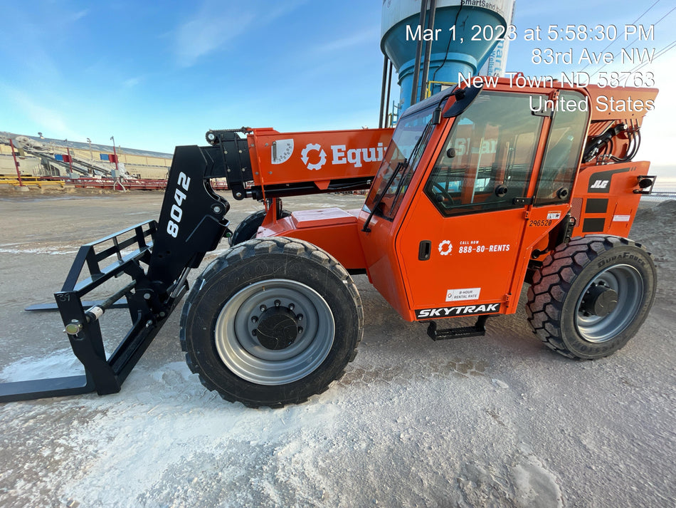 2023 SKYTRAK 8042