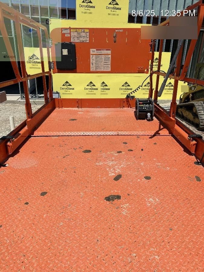 2023 JLG RT2669