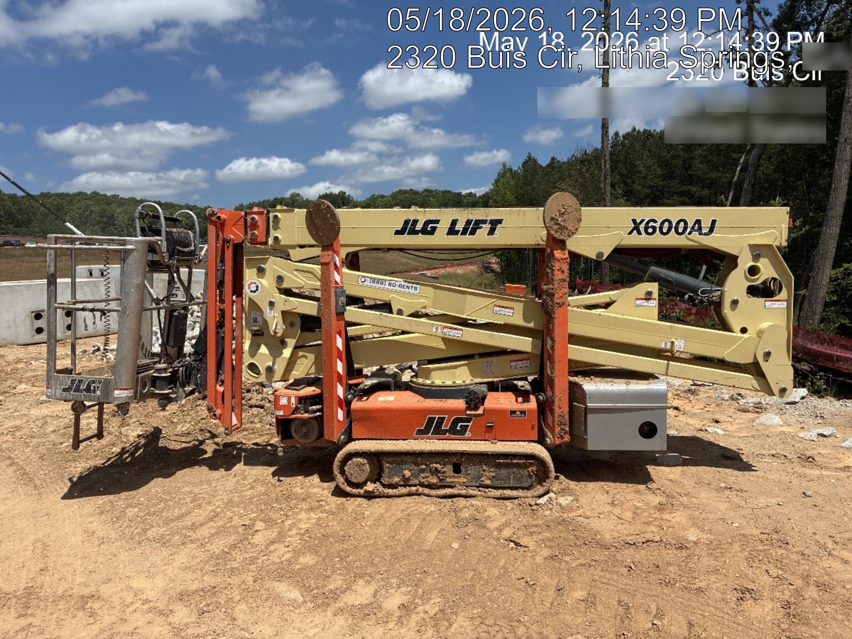 2021 JLG X600AJ