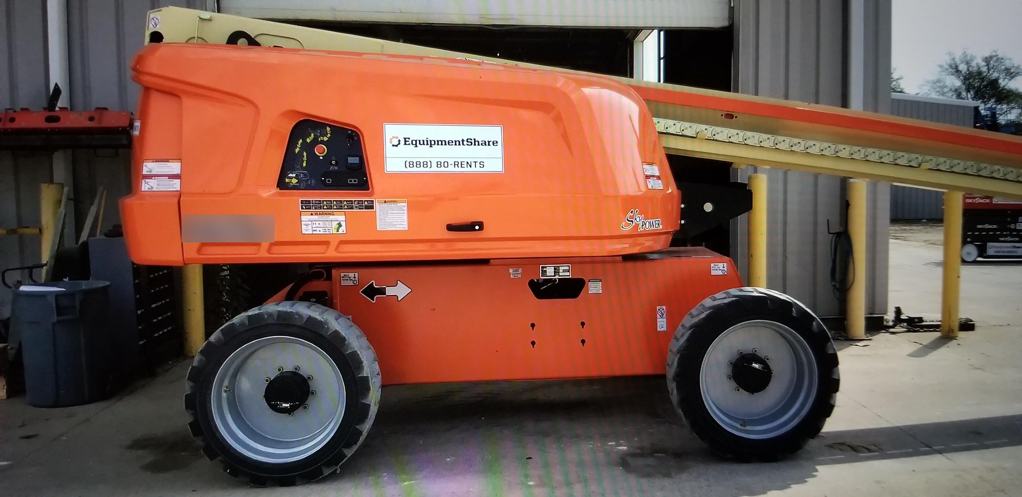 2019 JLG 660SJ