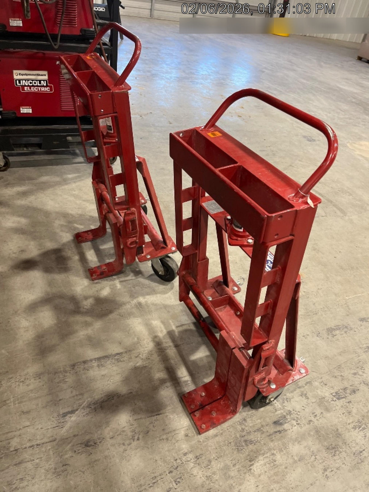 2022 ROL-A-LIFT M-6