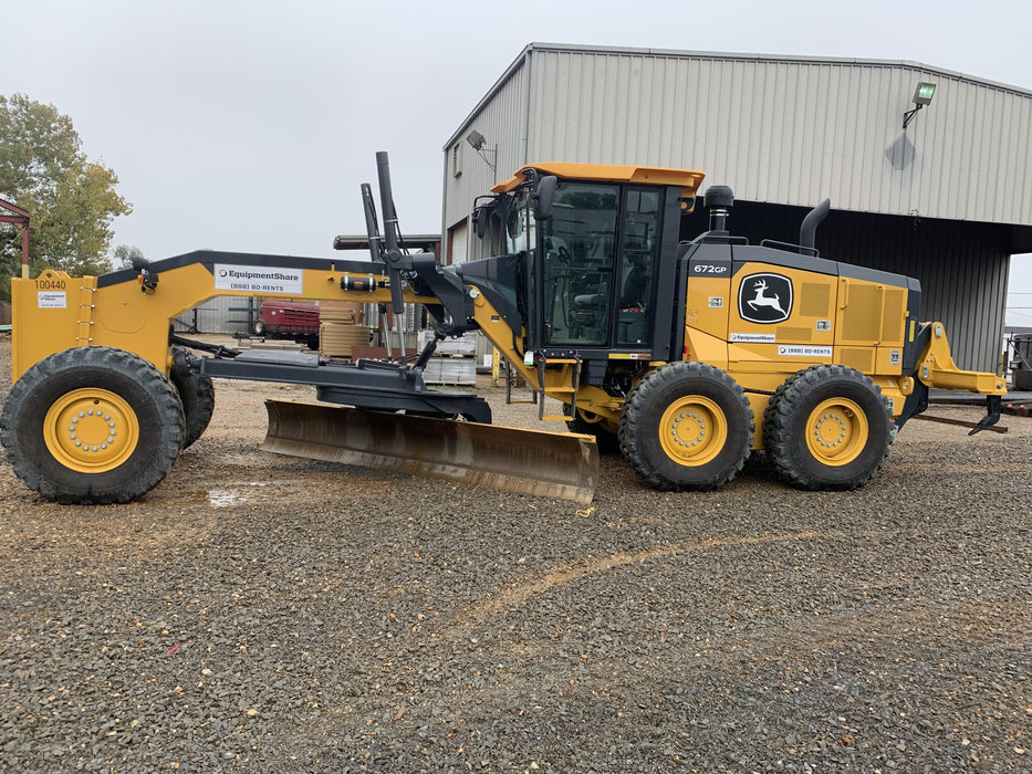 2020 JOHN DEERE 672G