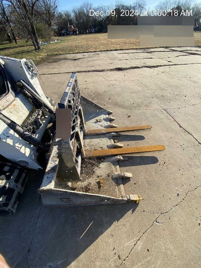 2024 PALADIN 48" Pallet Forks - Paladin