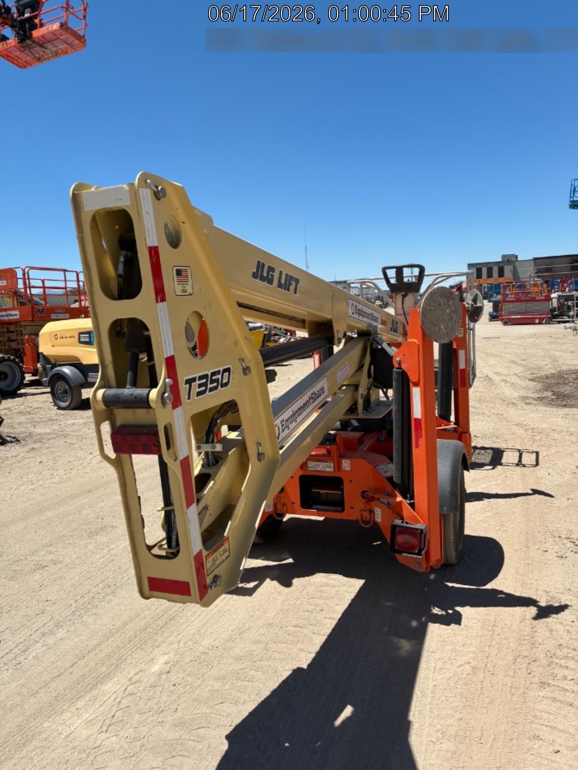 2022 JLG T350