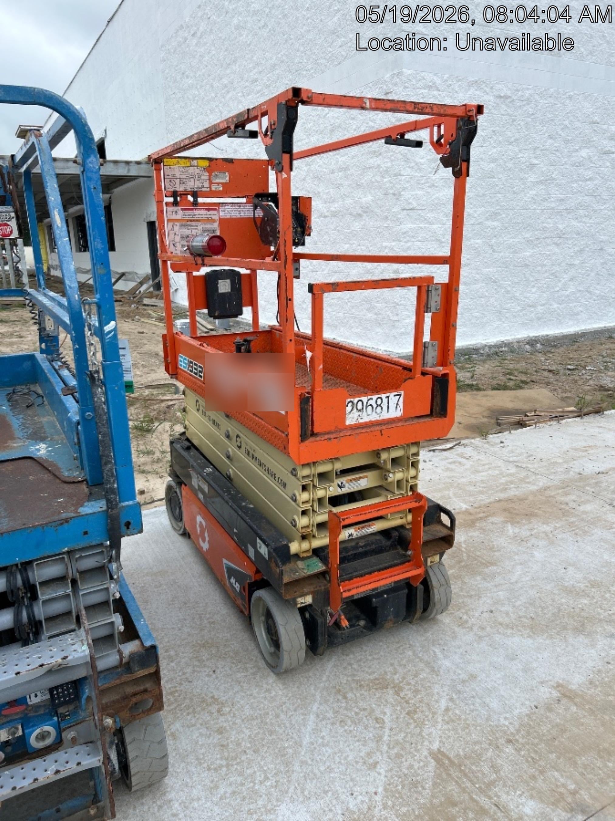 2023 JLG ES1932